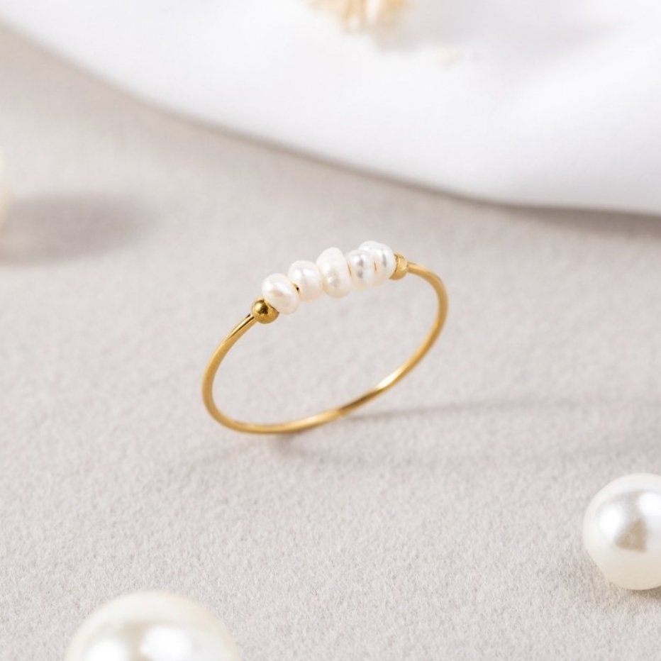 PEARLETTE | MINIMALIST GOLD BEADED PEARL RING