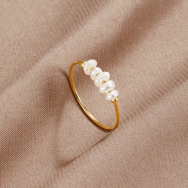 PEARLETTE | MINIMALIST GOLD BEADED PEARL RING