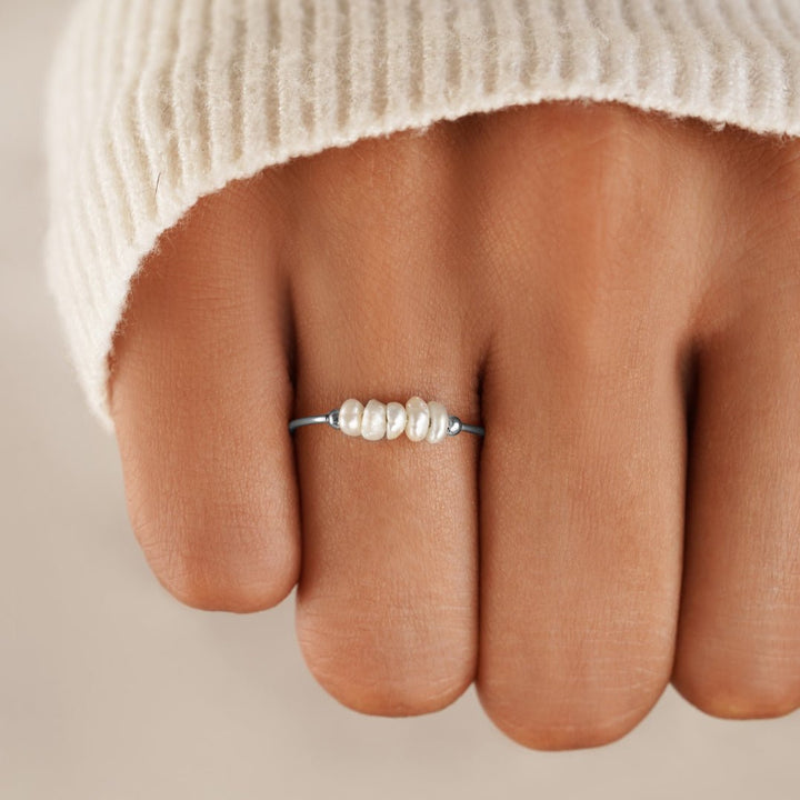 PEARLA | CLASSIC SILVER FRESHWATER PEARL RING